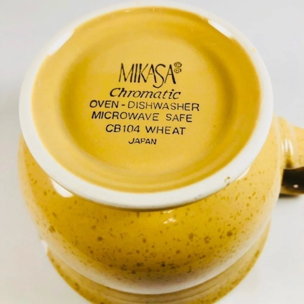 Set of 8 Mikasa unique 2 toned tea cups